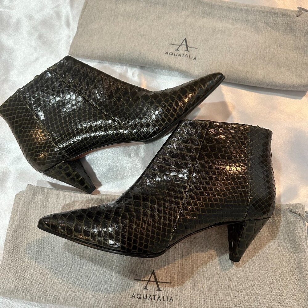 New Aquatalia Black Leather Snakeskin Embossed Ankle Booties, Size 8M